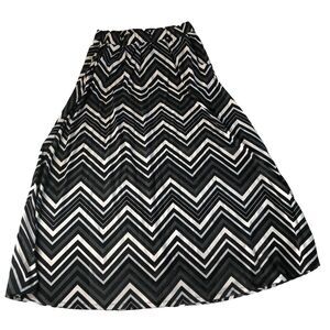 Say What? Geometric Black Gray White Maxi Skirt Size 1X